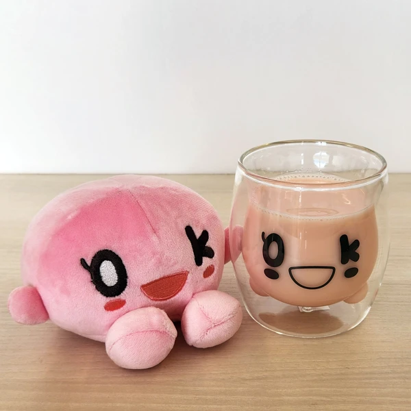 鉄道グッズ　イベント限定キーホルダー　レッドベアonちゃん Amazon.co.jp: レッドベア×onちゃんキーホルダー JR貨物 HTB